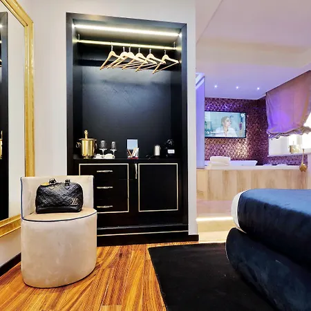 Casa de hóspedes Spanish Diamond Luxury & Jacuzzi 4*