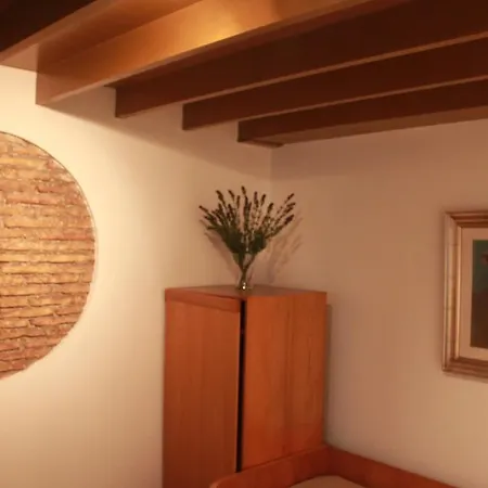 Casa de hóspedes Spanish Diamond Luxury & Jacuzzi