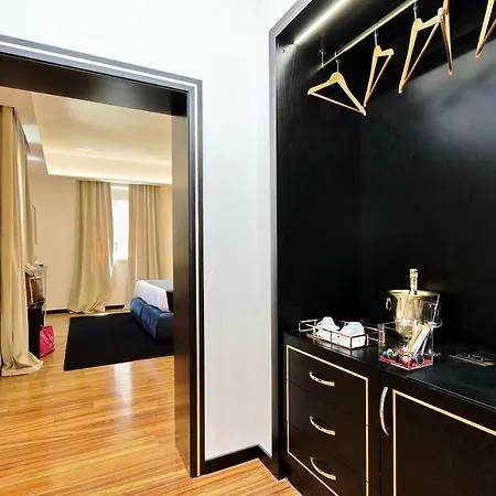 Spanish Diamond Luxury & Jacuzzi