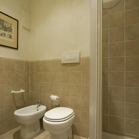 Spanish Diamond Luxury & Jacuzzi Gæstehus Rom