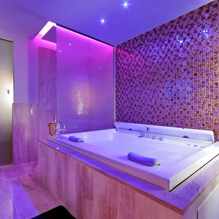 Affittacamere Spanish Diamond Luxury & Jacuzzi