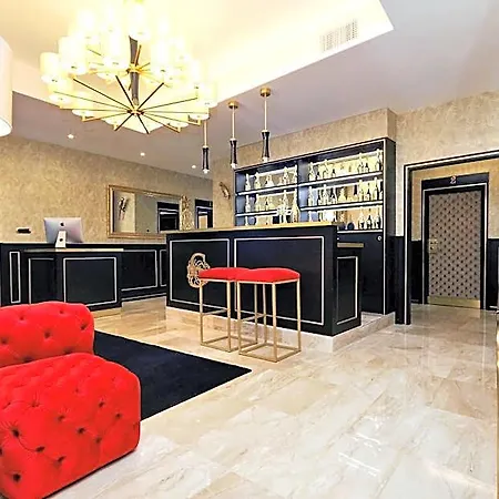 Spanish Diamond Luxury & Jacuzzi 게스트하우스 로마