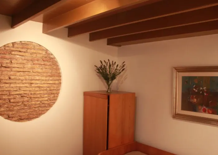 Guest house Spanish Diamond Luxury & Jacuzzi