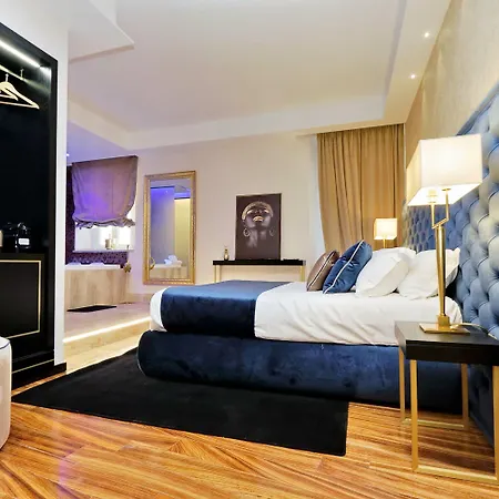 Spanish Diamond Luxury & Jacuzzi Ρώμη