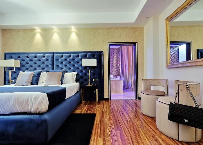 Spanish Diamond Luxury & Jacuzzi 4*