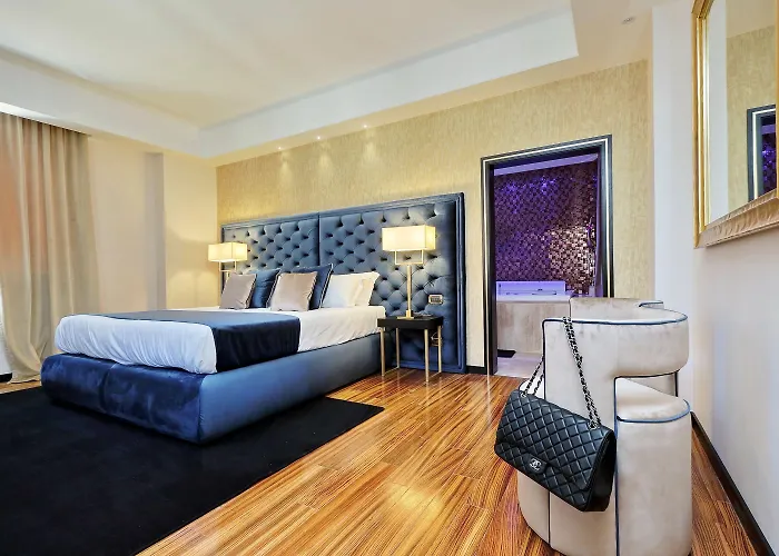 Spanish Diamond Luxury & Jacuzzi Πανσιόν Ρώμη